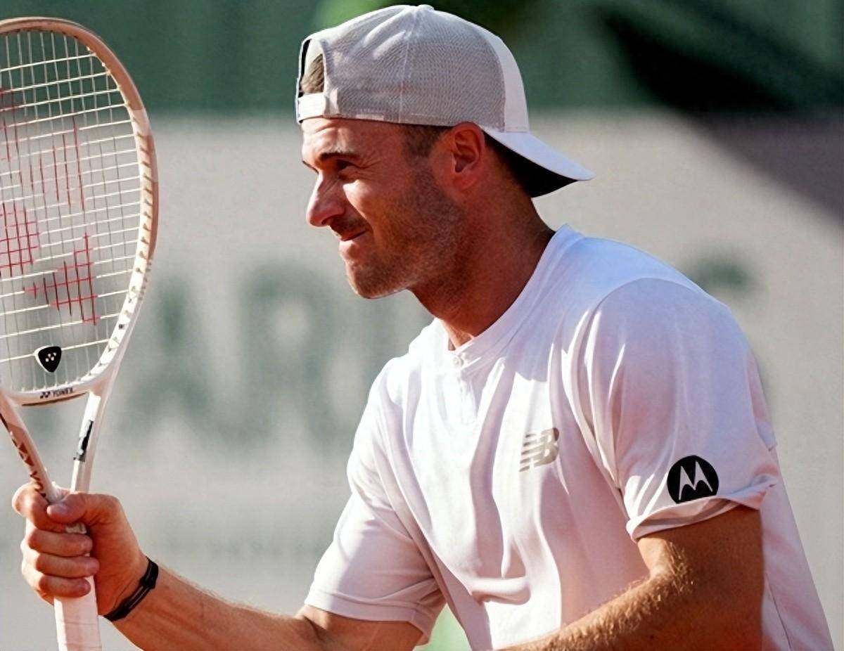 规赛中不断 规赛中不断