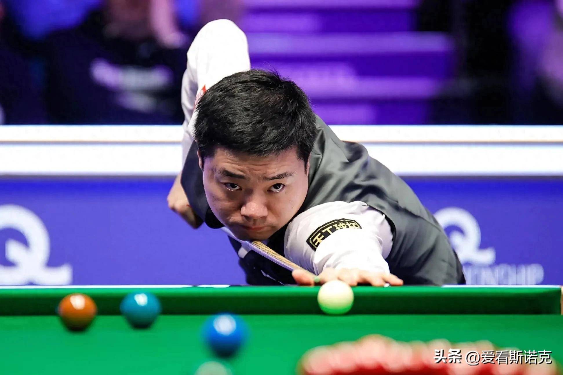 而本泽马则 而本泽马则